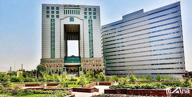 رئیس سازمان اداری و استخدامی: تفکیک وزارت راه‌وشهرسازی بار مالی دارد