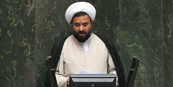 دولت در ۴۰ سال اخیر با انتخاب مدیران غیرمتخصص آسیب‌ دیده است