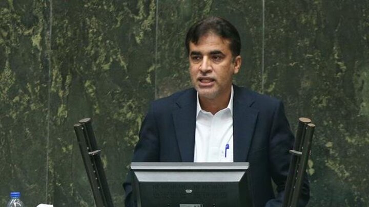 برنامه کابینه متناسب با شرایط تحریمی باشد 