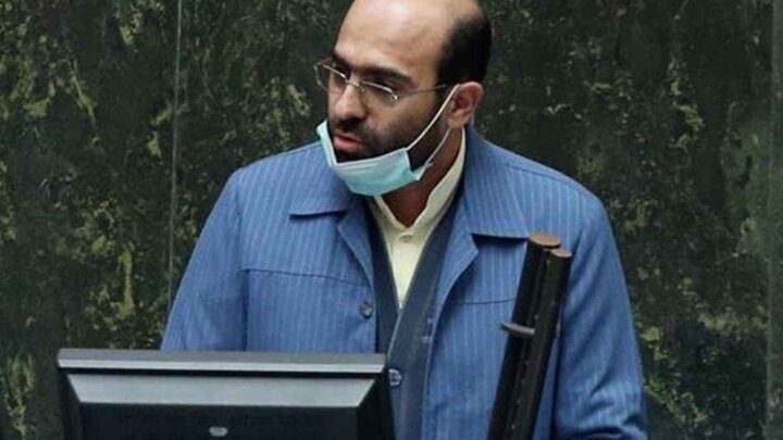 جوانی خوش سابقه و از بدنه آموزش و پرورش برای وزارت معرفی شود