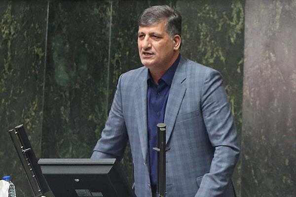 ملت ایران یاد گرفته چگونه مقاومت و از حقوق خود دفاع کند