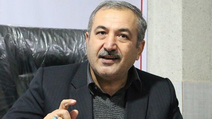 در بدنه اقتصادی دولت وزرای اقتصادی و معاونانشان ضعیف هستند