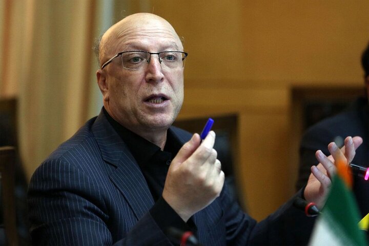 امکان آموزش حضوری برای همه دانشجویان فعلا وجود ندارد