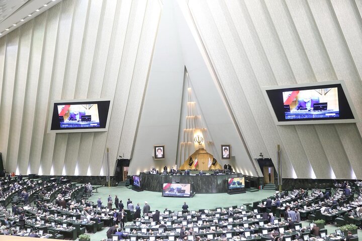 الزام همه دستگاه‌ها به هماهنگی و همکاری با وزارت امور خارجه