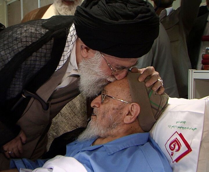 علامه حسن زاده آملی مشعل فروزان تفکر ناب اسلامی است