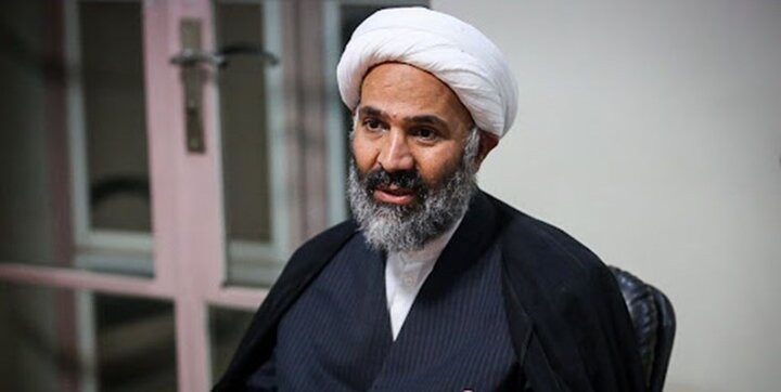 موضوع کیفی سازی آموزش قرآن و افزایش سطح برنامه های قرآنی موجود است