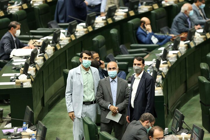 نشست علنی 18 مهر