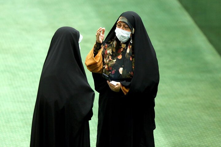 نشست علنی 18 مهر