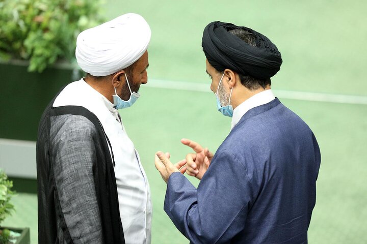 نشست علنی 18 مهر