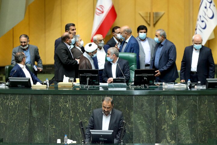 نشست علنی 18 مهر