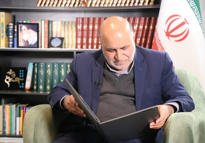 خبرگزاری دولت برای رسیدن به هدف خود صحبت نمایندگان مجلس را تحریف می‌کند/تفسیر بیانات رهبری در خصوص وحدت سه قوه به معنای عدم استیضاح وزرا اشتباه است