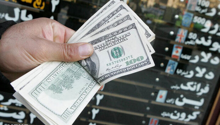 انتقاد سخنگوی هیأت رئیسه مجلس از گرانی بی‌ضابطه در بازار

