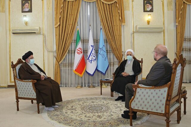 قانون مبارزه با قاچاق با پیشنهادات 15 گانه کمیسیون اصل 90 به شورای هماهنگی سران قوا بروز می‌شود