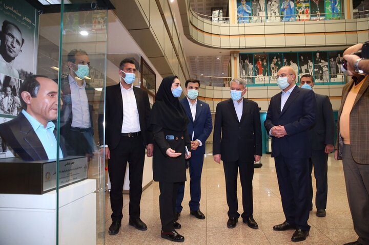 بازدید قالیباف از موزه ملی ورزش