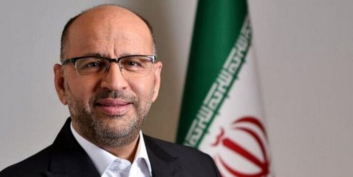 با برنامه فرادستگاهی باید جهت‌گیری دولت به حوزه گردشگری تغییر کند