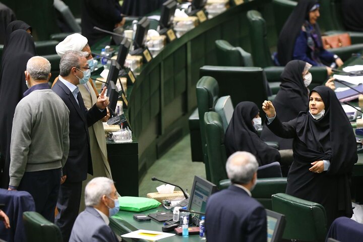 صحن علنی نوبت اول 2 اسفند