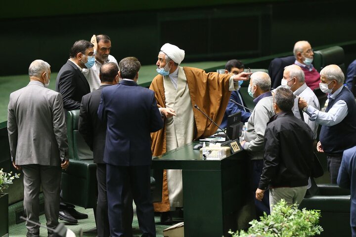 صحن علنی نوبت اول 2 اسفند