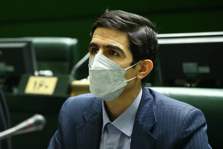 وزیر نیرو به سوالات نمایندگان در کمیسیون انرژی پاسخ داد