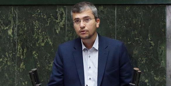 جلوی نفوذ رانت خواران و ویژه خواران اتو کشیده و لابی های کثیف به دولت و مراکز اقتصادی را بگیرید