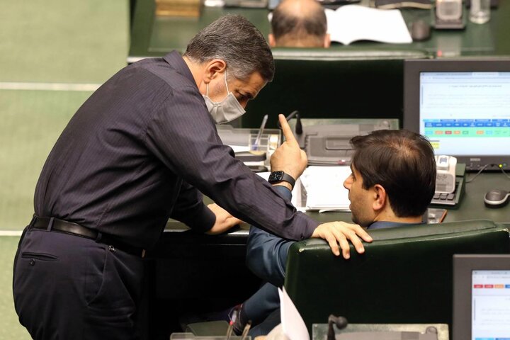 نشست علنی نوبت عصر 8 اسفند