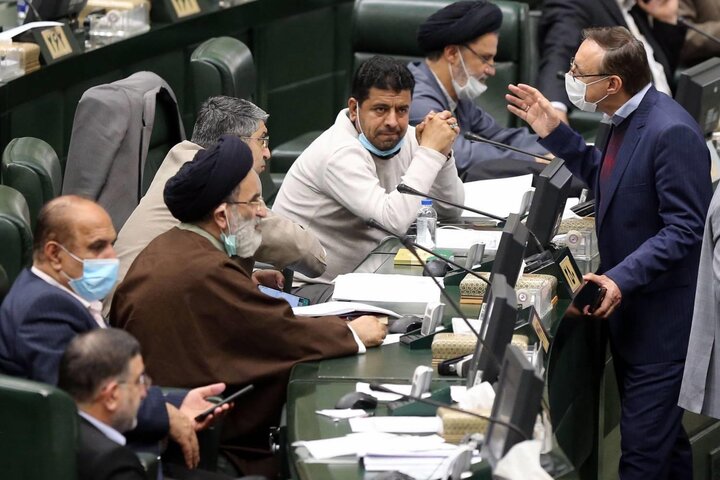 نشست علنی نوبت عصر 8 اسفند