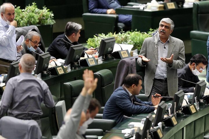 نشست علنی نوبت عصر 8 اسفند