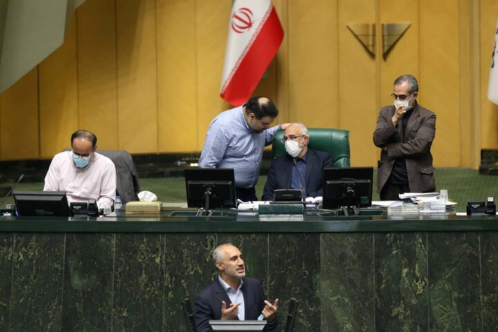 نشست علنی نوبت عصر 9 اسفند