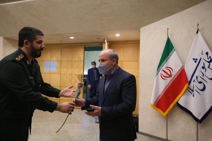 نشست علنی صبح 15 اسفند