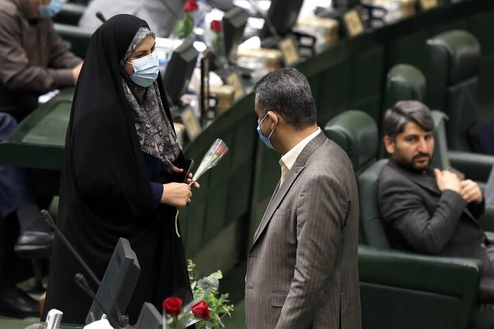 نشست علنی صبح 15 اسفند