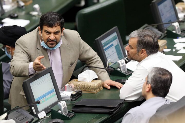 صحن علنی 17 فروردین