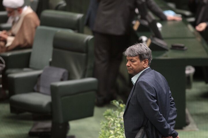 نشست علنی 18 اردیبهشت