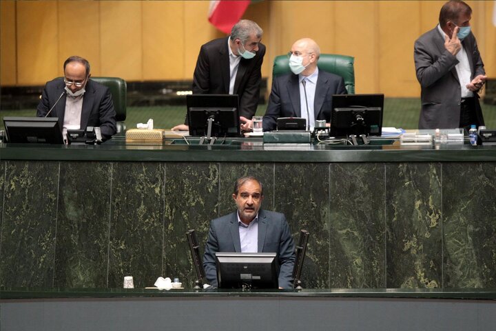 نشست علنی 18 اردیبهشت