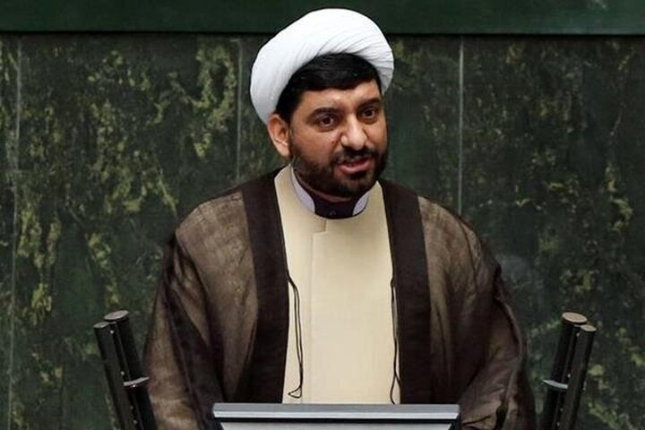 انقلاب اسلامی اولین و تا این لحظه آخرین انقلابی است که رفراندوم برگزار کرده است