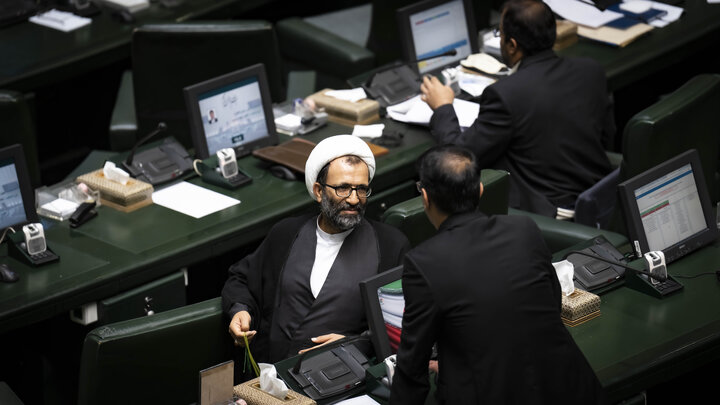 نشست علنی 21 اردیبهشت