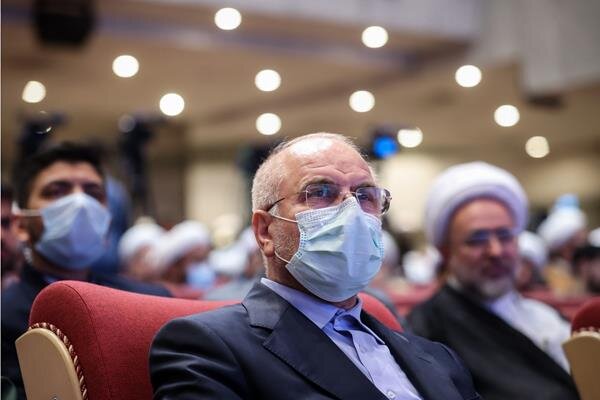 دیدار قالیباف با خانواده‌ شهیدان حرم رضوی