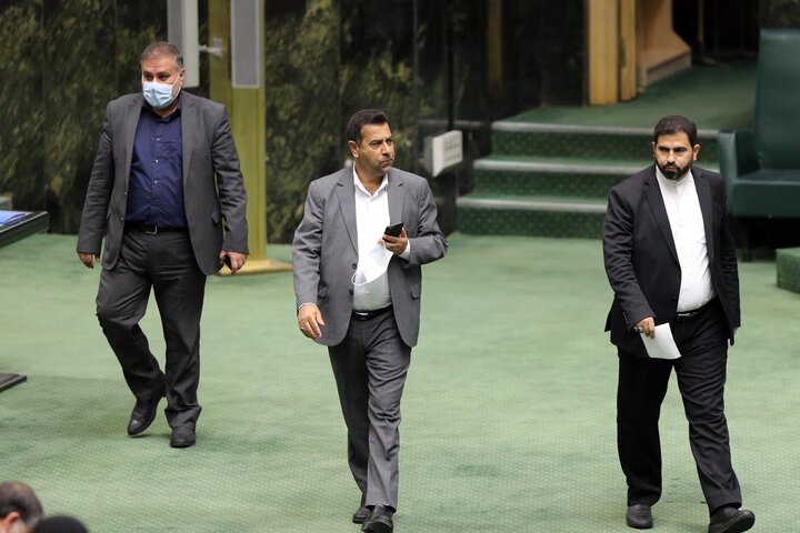 نشست علنی 1 خرداد