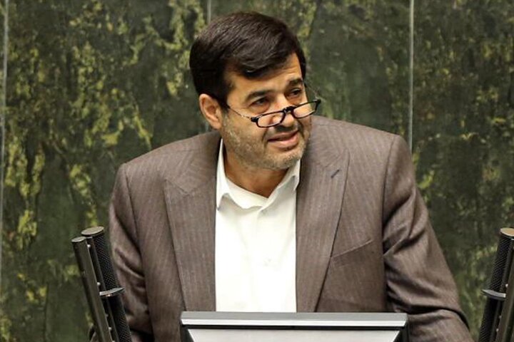 مجلس در راستای کمک به دولت برای حل مشکلات تلاش می‌کند