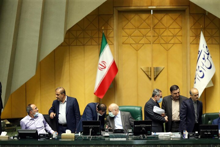  موارد غیرقانونی منجر به توقیف پروانه فعالیت و مجازات تشکلها تعیین شد