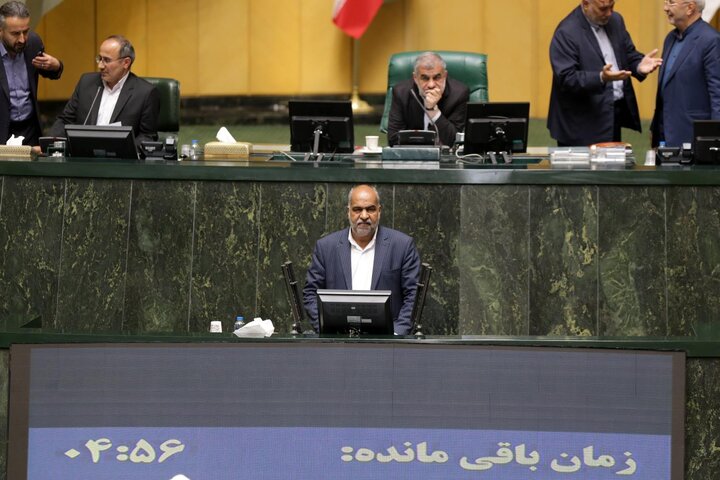 ضرورت ورود مجلس به مقابله با زیاده خواهی غرب و حمایت از تیم مذاکره کننده