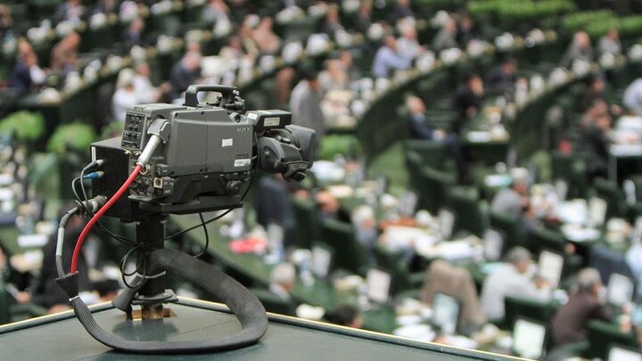 قفل مجلس بر دکان سفته بازی و خرید و فروش‌های کاذب 