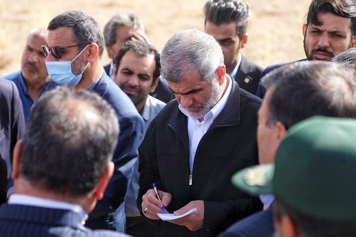 از گفت‌وگوی چهره به چهره با مرزنشینان تا دستورات لازم برای تامین زیرساخت‌های جاده‌ای در سفر نیکزاد به خراسان جنوبی