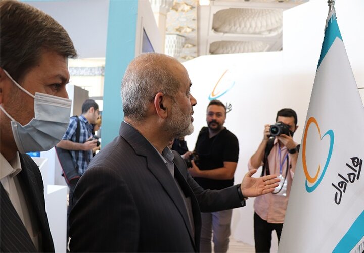 وزیر کشور در جریان نقش همراه اول در هوشمندسازی شبکه توزیع کالاهای اساسی قرار گرفت