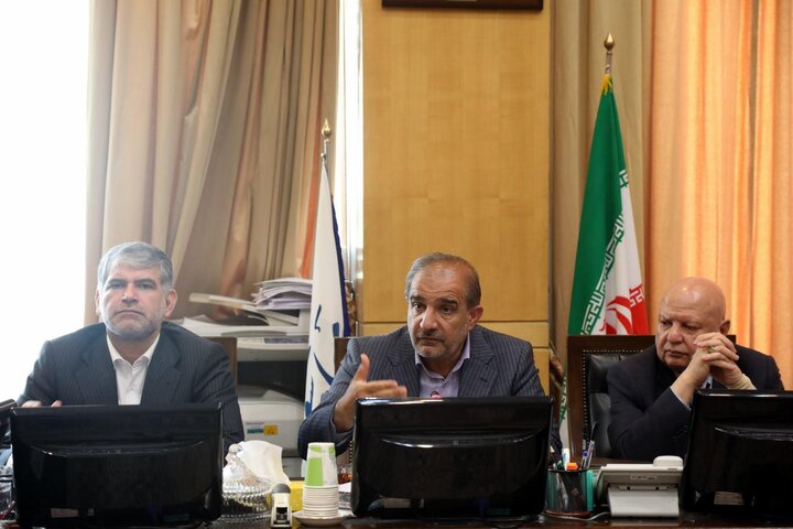 بانک کشاورزی ۱۸ هزار میلیارد تومان مطالبات گندم‌کاران را از فردا پرداخت می کند