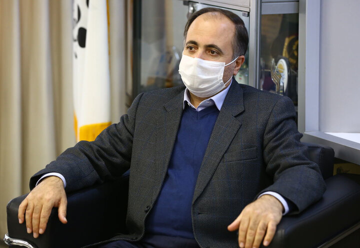 انتخاب شهردار تهران سیاسی بود/ وزارت کشور باید مقابل انتخاب شهرداری تهران می ایستاد