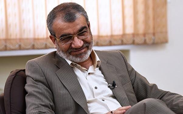 کدخدایی؛ از تحصیل در انگلستان تا شکایت از نیروهای انقلابی! 