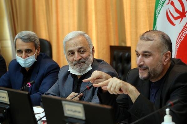 امیرعبداللهیان به سوالات نمایندگان در کمیسیون امنیت ملی پاسخ داد