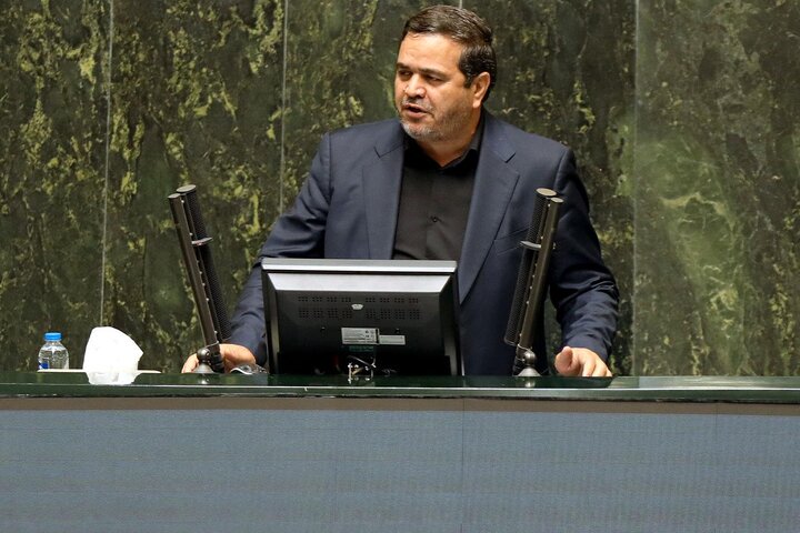 شهید غیرت حمیدرضا الداغی دلاوری بود که خون غیرتش را به پای حفظ ناموس ایران ریخت