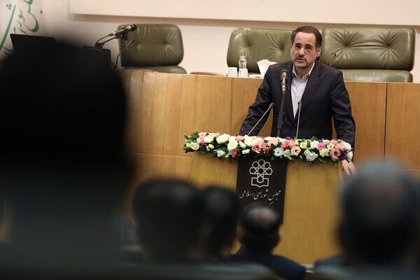 جمهوری اسلامی ایران نباید در برابر شکل گیری تهدید در اطراف مرزهای خود بی تفاوت بماند