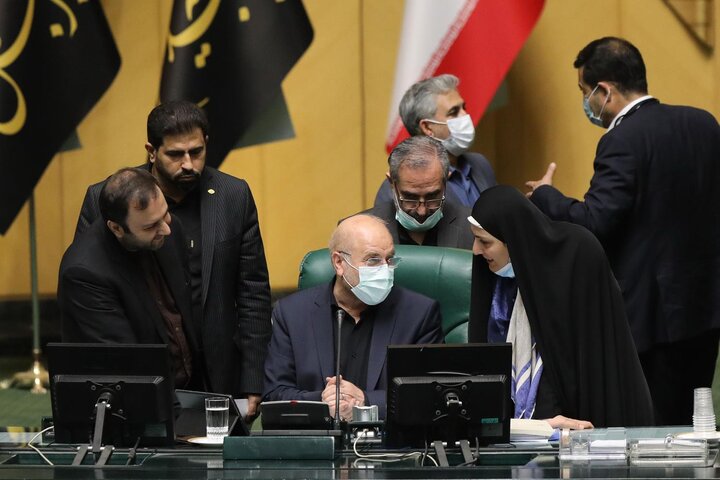 صحن علنی 25 مرداد