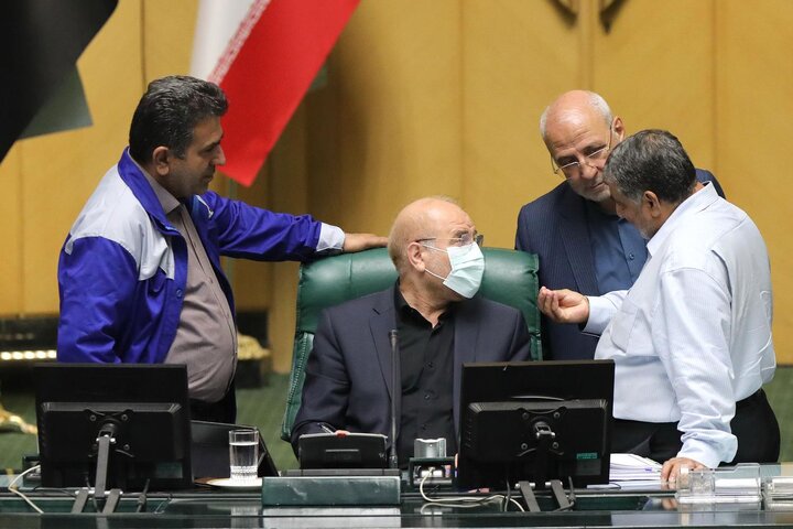 صحن علنی 25 مرداد